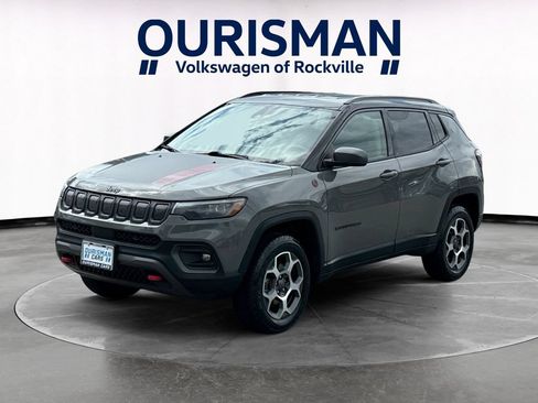 Used 2022 Jeep Compass Trailhawk w/ Trailhawk Elite Group AWD/4WD image 2