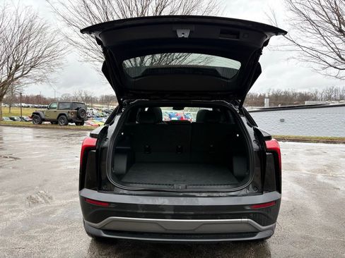 Used 2024 Chevrolet Blazer EV LT image 16