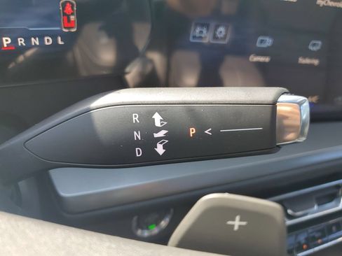 New 2026 Chevrolet Traverse LT FWD image 30
