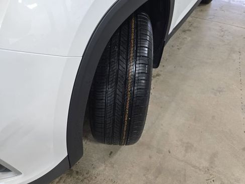 New 2026 Volkswagen Atlas SE image 26