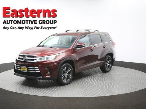 Used 2018 Toyota Highlander Plus AWD/4WD image 55