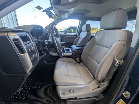 Used 2018 Chevrolet Silverado 1500 LT w/ All Star Edition image 26