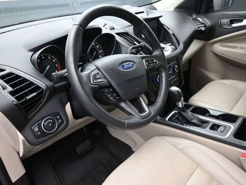 Used 2017 Ford Escape Titanium FWD image 18