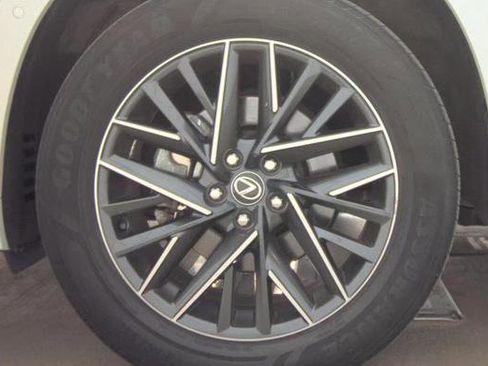Used 2024 Lexus TX 350 AWD w/ Technology Package image 4