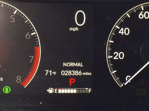 Used 2024 Honda CR-V LX image 18