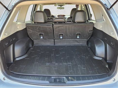 Used 2019 Subaru Forester Premium w/ All-Weather Package image 6