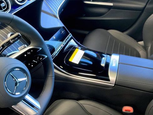 New 2026 Mercedes-Benz C 300 4MATIC Sedan image 7