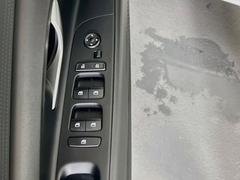 Used 2022 Hyundai Elantra Blue FWD image 17