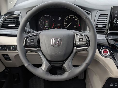 New 2026 Honda Odyssey Elite image 17