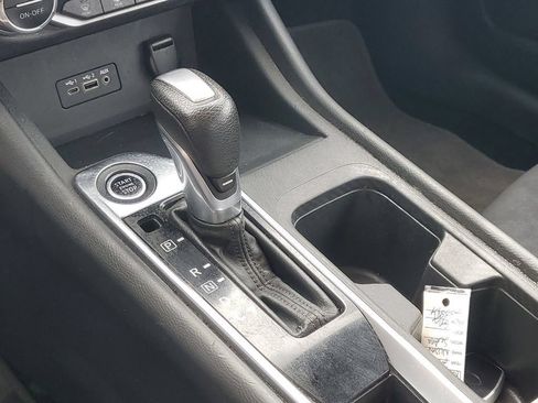 Used 2020 Nissan Sentra SV w/ Trunk Package FWD image 29