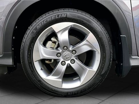 Used 2022 Honda HR-V LX image 11
