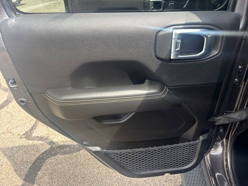 Used 2024 RAM 1500 Big Horn AWD/4WD image 23