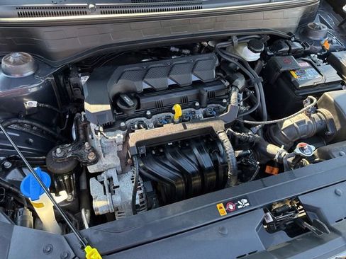 Certified 2023 Hyundai Venue SEL image 27