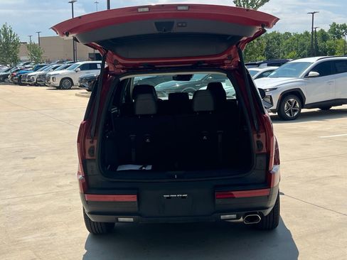 Used 2025 Hyundai Santa Fe SEL FWD image 15