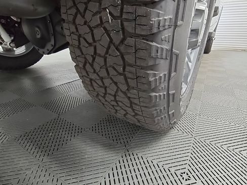 New 2025 GMC Sierra 2500 SLT image 52