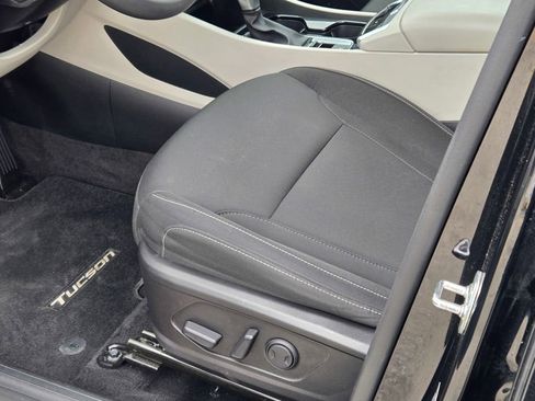 Used 2023 Hyundai Tucson SEL image 32