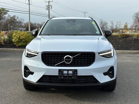 New 2026 Volvo XC40 B5 Plus w/ Protection Package Premier image 6
