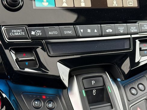 Certified 2023 Honda Odyssey Elite image 16