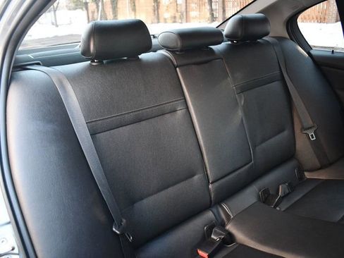 Used 2011 BMW 335i xDrive Sedan image 30