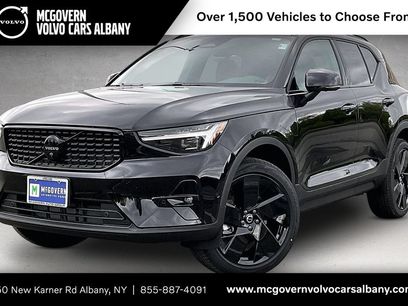 New 2026 Volvo XC40 B5 Ultra w/ Protection Package Premier