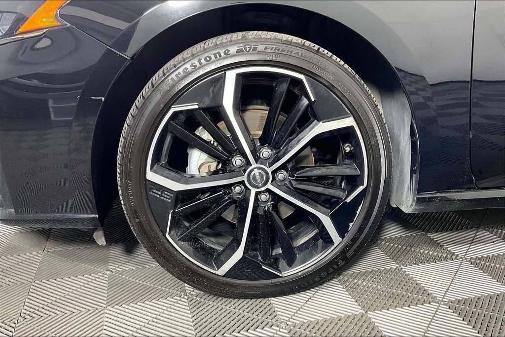 Used 2024 Nissan Altima 2.5 SR FWD image 10