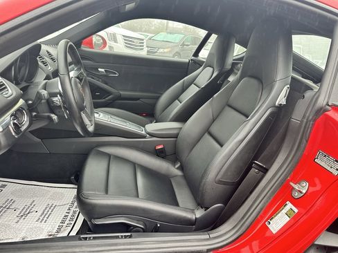 Used 2019 Porsche 718 Cayman Base image 16