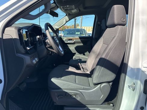 New 2026 GMC Sierra 1500 Elevation image 17