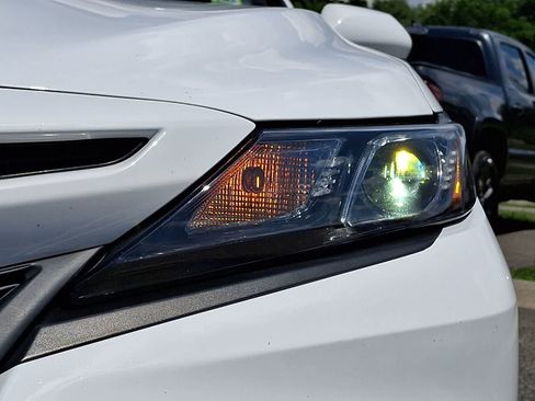 Certified 2022 Toyota Camry SE AWD/4WD image 12