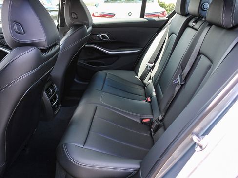 Used 2025 BMW 330i xDrive Sedan image 18