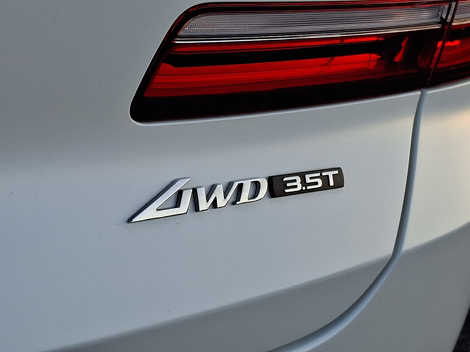 Certified 2024 Genesis GV80 3.5T w/ Prestige Matte Package AWD/4WD image 30