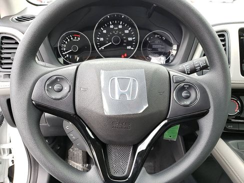 Used 2020 Honda HR-V LX image 11