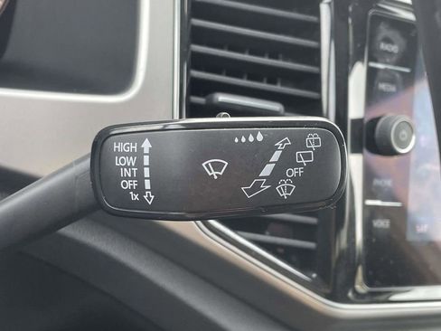 Used 2019 Volkswagen Atlas SEL Premium AWD/4WD image 32