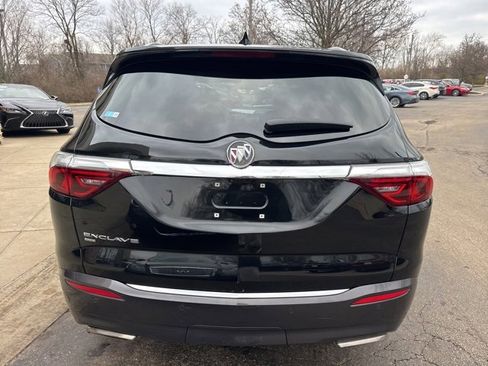 Used 2024 Buick Enclave Premium image 4