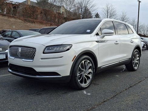 Used 2021 Lincoln Nautilus Reserve image 1