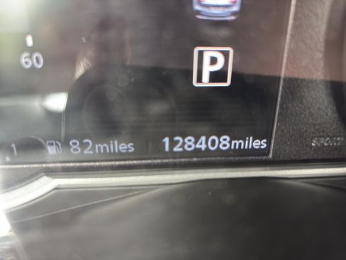 Used 2019 Nissan Kicks SV image 8