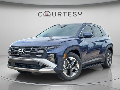 New 2026 Hyundai Tucson SEL FWD image 1