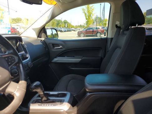 Used 2020 Chevrolet Colorado LT w/ LT Convenience Package RWD image 22