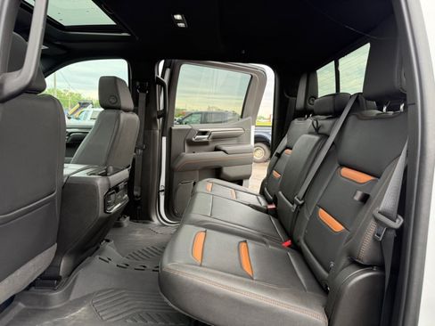 Used 2022 GMC Sierra 1500 AT4 w/ AT4 Premium Package AWD/4WD image 29
