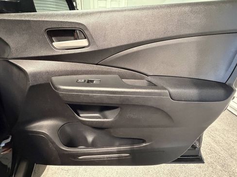 Used 2015 Honda CR-V LX image 23