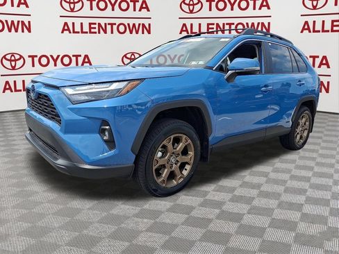 Used 2023 Toyota RAV4 AWD Hybrid image 3
