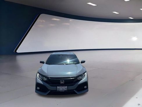 Used 2019 Honda Civic EX image 5