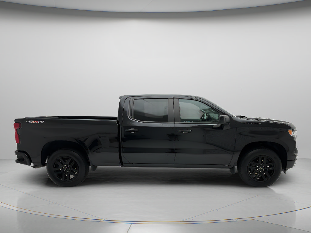 Used 2024 Chevrolet Silverado 1500 RST w/ Protection Package AWD/4WD image 2