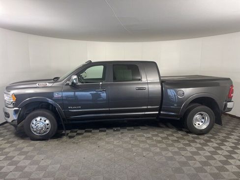 Used 2022 RAM 3500 Limited w/ Safety Group image 4