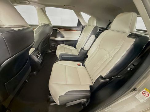 Used 2018 Lexus RX 450hL Premium image 25