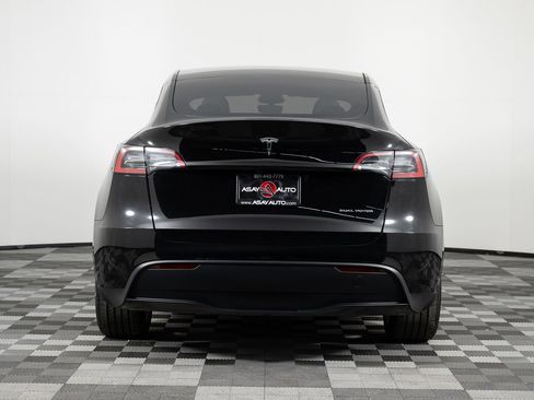 Used 2023 Tesla Model Y Long Range image 6