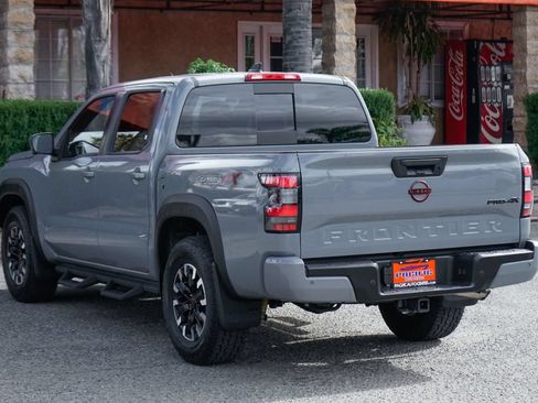 Used 2023 Nissan Frontier PRO-4X w/ Pro Convenience Package AWD/4WD image 6