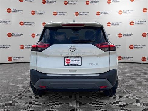 Certified 2023 Nissan Rogue SV w/ SV Premium Package image 4