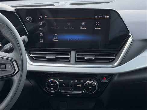 New 2026 Chevrolet Trax LT image 14