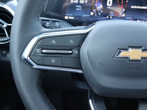 New 2027 Chevrolet Equinox LT FWD image 8
