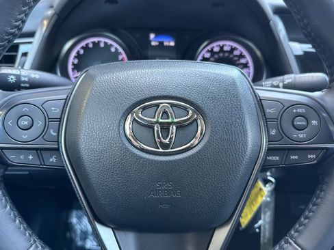 Certified 2022 Toyota Camry SE image 28